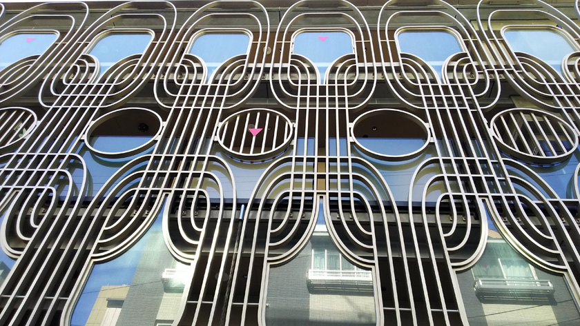 京都八条口ホテルefh(エフ)外壁アルミパネル